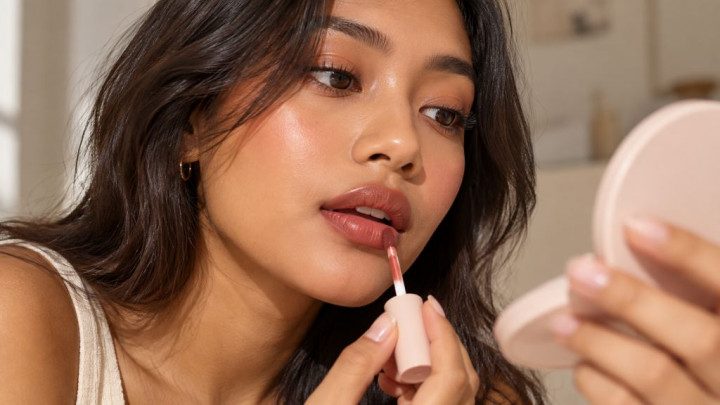 Kulit Sawo Matang? 5 Shade Wardah Colorfit Ini Bikin Bibir Makin On Point