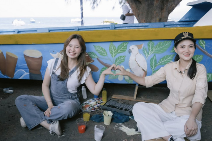 ​Gubernur Maluku Utara Pamer Momen Me Time, Melukis Bersama Erika Richardo