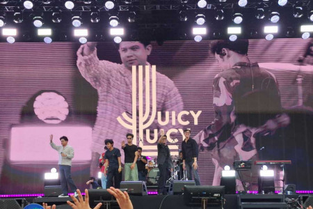 Buka Pestapora 2026, Juicy Luicy: Jangan Harap Ada Lagu Bahagia