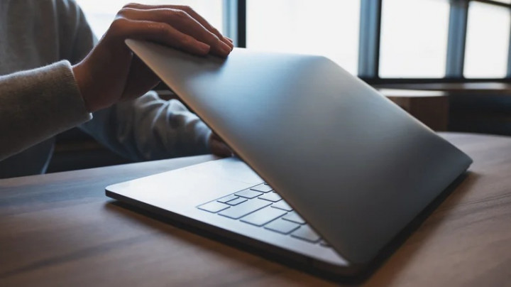 Banyak yang Bingung, MacBook Sebaiknya Sleep atau Shutdown?