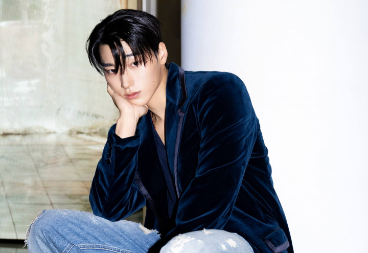 San ATEEZ Kepergok Jalan Bareng Perempuan di Milan, Agensi Beri Klarifikasi
