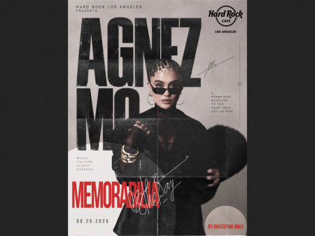 Memorabilia Agnez Mo Dipajang Permanen di Hard Rock Hollywood