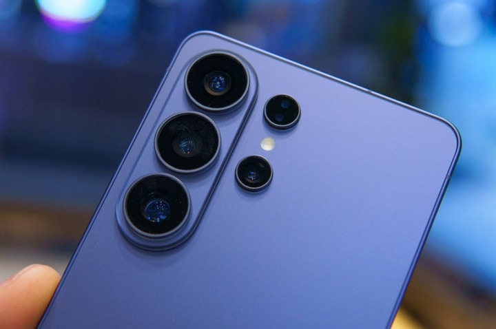 Kamera Galaxy S27 Ultra Masih Diperdebatkan
