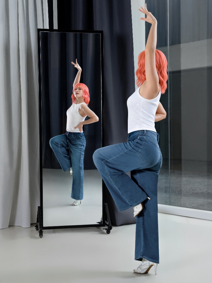 Jeans tapi Rasanya Kayak Sweatpants, Kok Bisa?