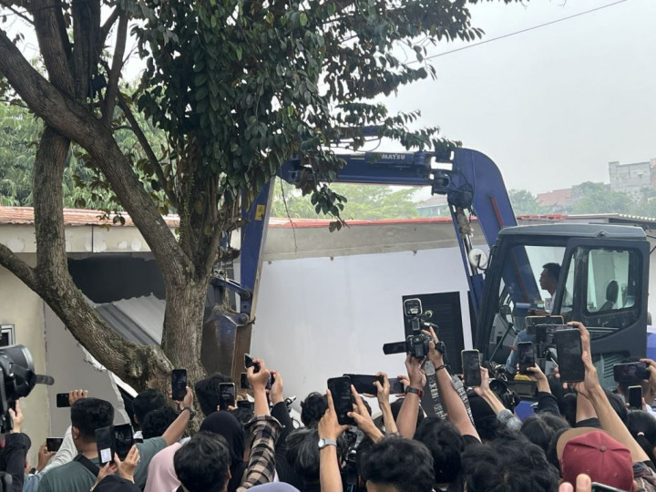 Bukan Aset Negara, 10 Bangunan Mewah di Lapas Cibinong Dibongkar