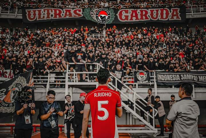 Jadi Anthem Kemenangan Timnas Indonesia, Ini Sejarah dan Makna Lagu 'Sweet Caroline'
