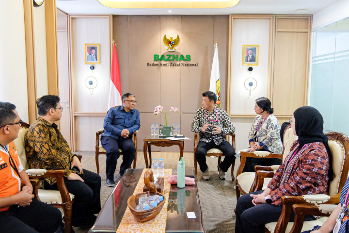 Semangat Kebersamaan Bantu Korban Gempa NTT Dapatkan Air Bersih