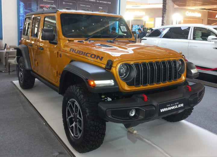 Jeep Wrangler Goldilocks Dijual Rp2,421 Miliar, Hanya Ada 2 Unit di Indonesia