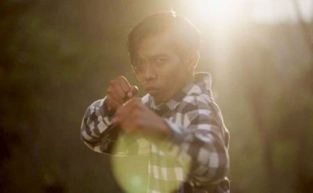 Dede Sunandar Tak Sadarkan Diri usai Ditinju Vicky Prasetyo