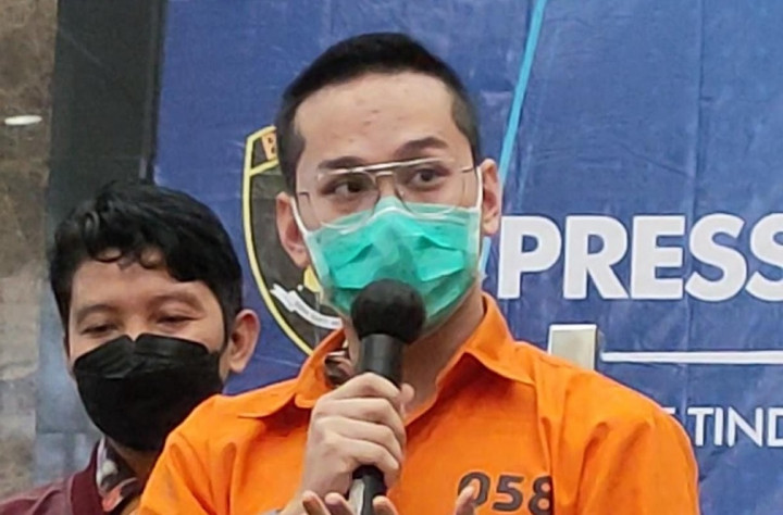 Indra Kenz Terseret Kasus Klaster Mewah Lapas Cibinong, Status Bebas Bersyarat Bakal Dicabut!