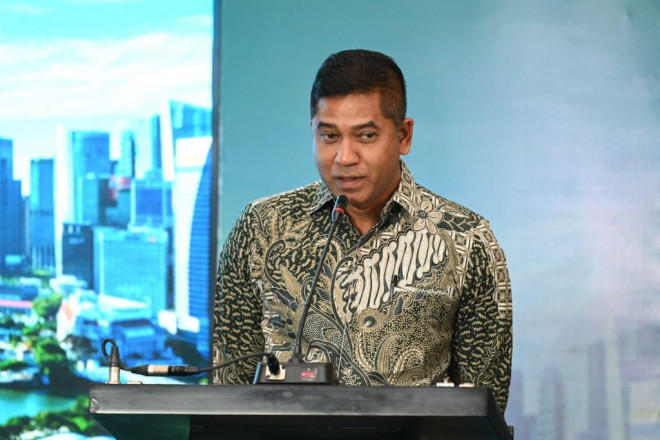 Group Chief Executive Officer TransNusa, Datuk Bernard Francis. Foto: Istimewa