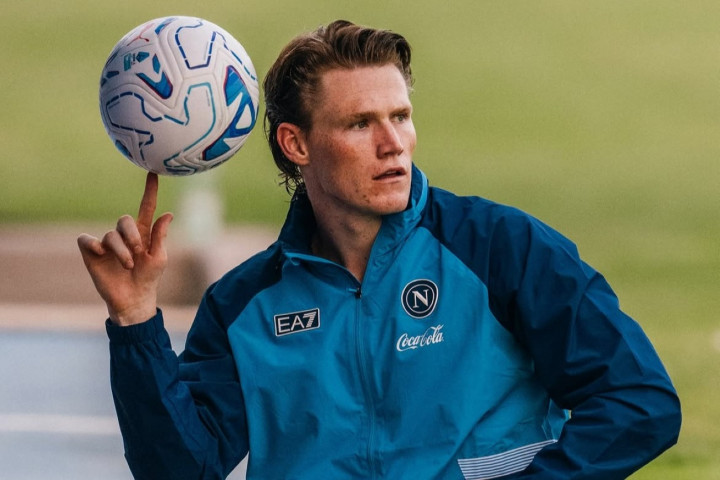 McTominay Kembali Latihan Bersama Napoli Usai Jalani Ablasi Jantung