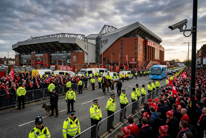 Polisi Siapkan Pengamanan Ketat Jelang Liverpool vs Manchester City