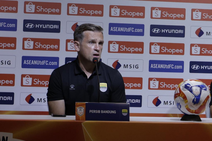 Tolic Puji Kecerdasan Permain Persib Usai Comeback Dramatis Lawan Port FC