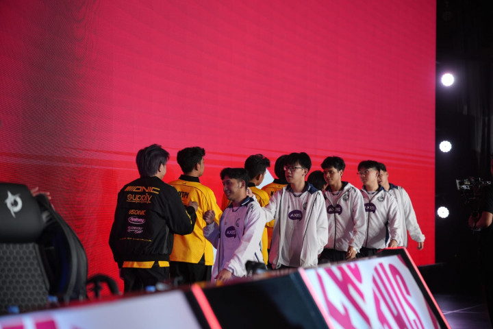 Jadwal MPL ID S18 Week 8 Hari Ini: Ada Derbi Internasional EVOS vs ONIC
