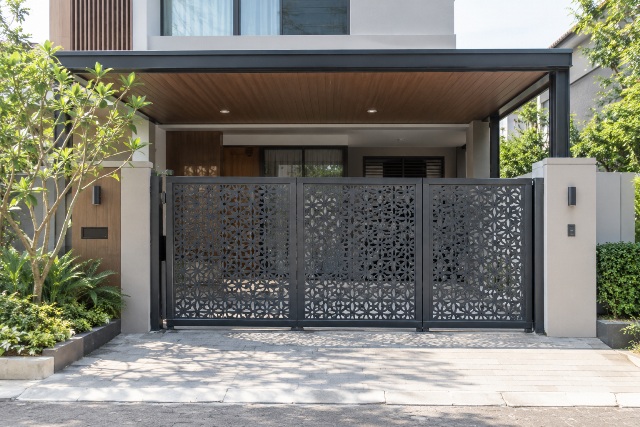 Bingung Memilih Gerbang Rumah? Ini 5 Model yang Bisa Ditiru