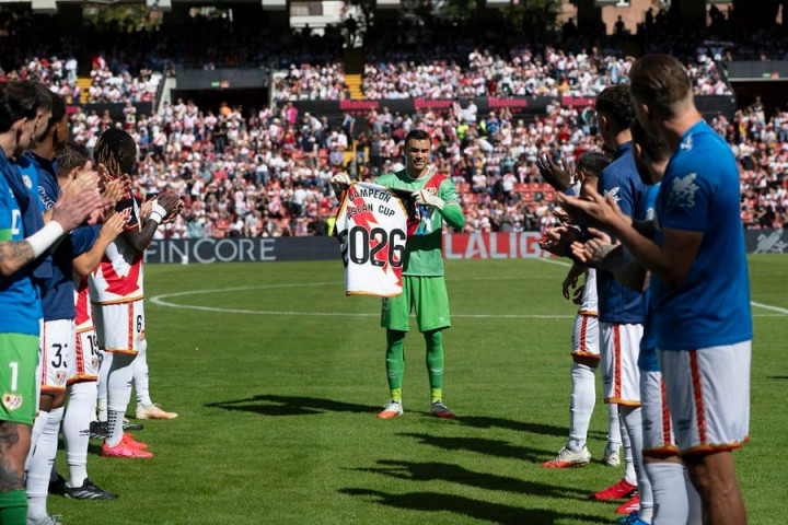 Juara FIFA ASEAN Cup, Emil Audero Disambut Guard of Honor di Rayo Vallecano