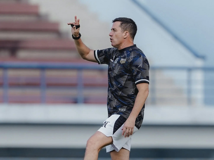 Dewa United takkan Ubah Filosofi Lawan Persib