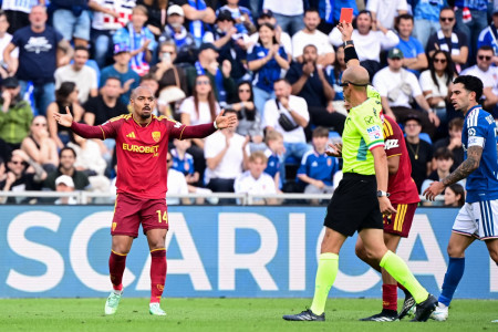 Hasil Como Vs Roma: 10 Pemain Giallorossi Paksa Lariani Berbagi Angka