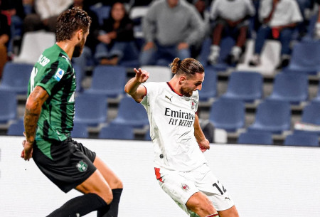 Hasil Sassuolo Vs AC Milan:  Gol  Cas Odenthal Gagalkan Kemenangan I Rossoneri