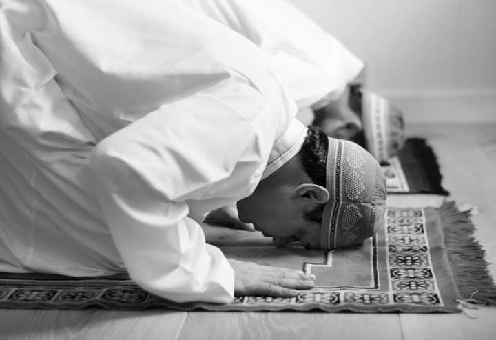 Apa yang Harus Dilakukan Ketika Lupa Jumlah Rakaat Salat?