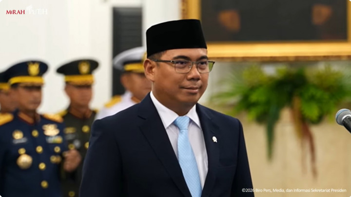 Resmi Dilantik! Rektor IPB Alim Setiawan Slamet Jabat Wamentan Baru