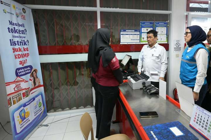 Wamendes Tinjau KDKMP di Klaten, Sinergi PLN Dukung Penguatan Ekonomi Desa melalui Kemitraan Layanan Pembayaran Listrik