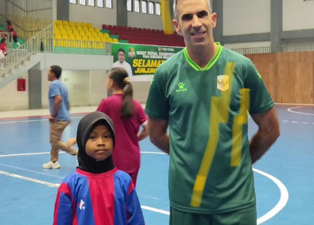 Bocil Viral Jago Futsal Ini Akhirnya Ketemu Pelatih Timnas!