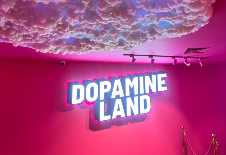 Dopamine Land Hadir di Jakarta, Ajak Pengunjung Jelajahi 9 Ruang Imersif