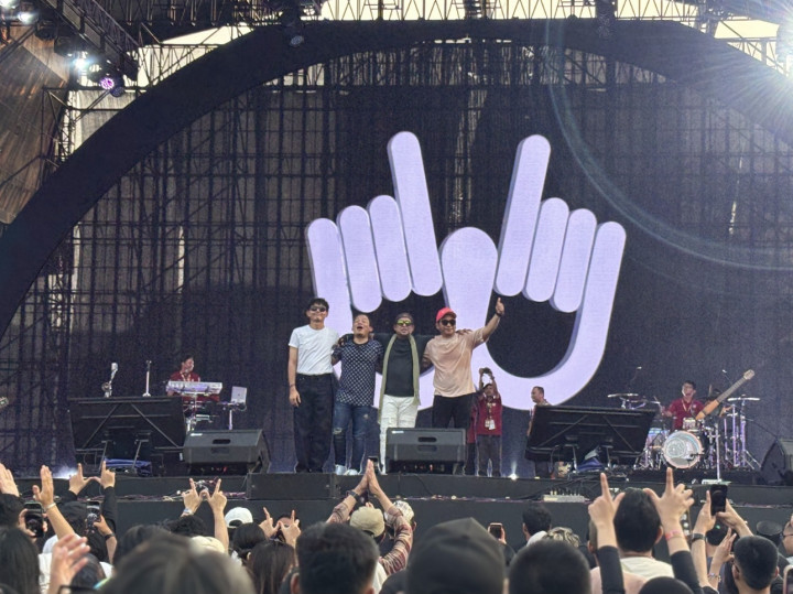 Faank Wali Pimpin Doa untuk Palestina dan Korban Karhutla di Synchronize Fest 2026