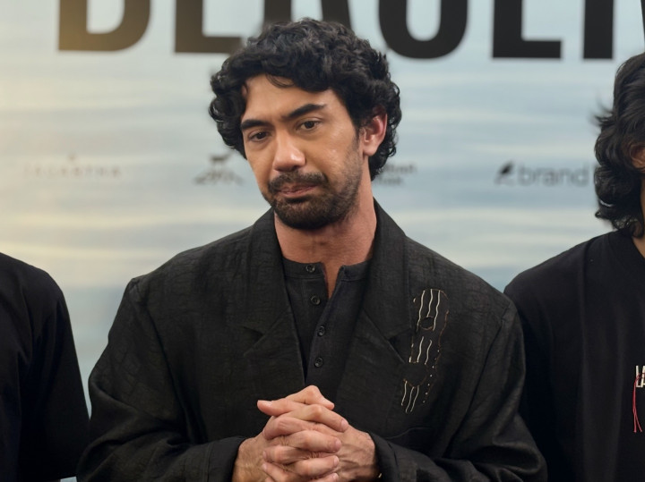 Reza Rahadian Sedih Lihat Karhutla di Indonesia