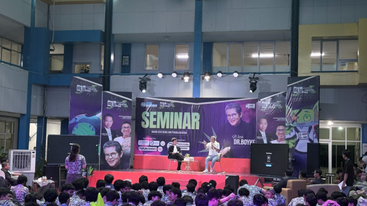 Dr. Boyke Ingatkan Gen Z, Cinta Nggak Harus Dibuktikan dengan Seks