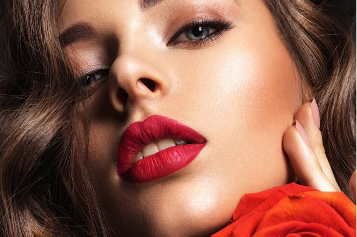 Biar Gak Cuma Satu, Ini 5 Jenis Lipstik yang Wajib Dimiliki untuk Makeup Stay On!