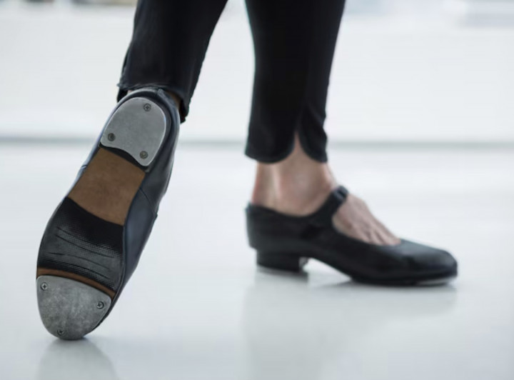 Pantofel Bukan Ajang Uji Nyali buat Kaki! Ini 6 Tips Memilihnya