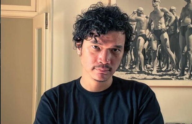 Timo Tjahjanto Sutradarai Film Hollywood The Burnout