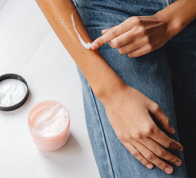  Pake night body lotion siang emang apa sih efeknya? Kuy, simak. (Foto: Ilustrasi/Dok. Unsplash.com)