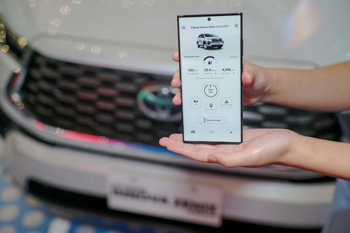 Toyota Perkenalkan T Intouch with Remote, Kendaraan Bisa Diakses dari HP
