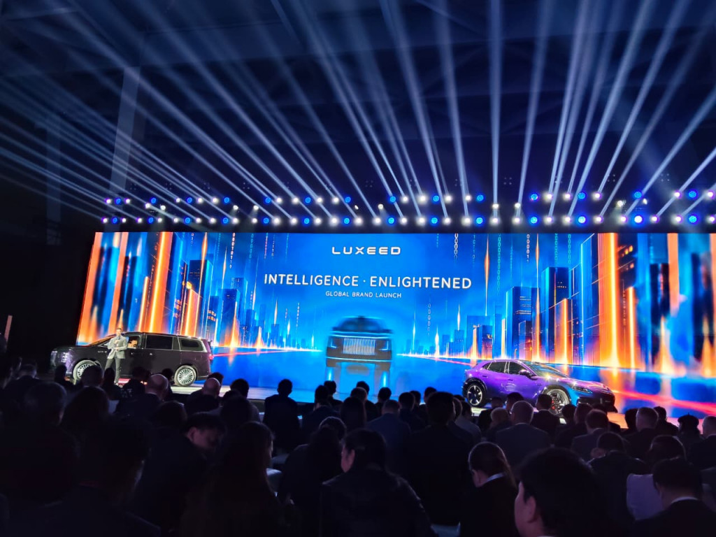 Luxeed Masuk Indonesia pada 2027, MPV LLounge Jadi Model Andalan