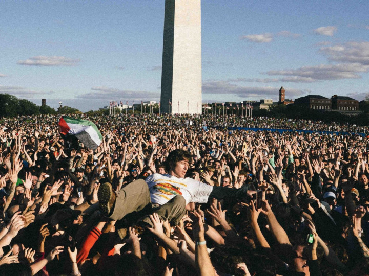 Turnstile Gelar Konser Solidaritas untuk Palestina, Sudan, dan Lebanon, Raup Donasi Rp4,6 Miliar