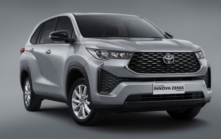 Innova Zenix Terbaru Dapat Tambahan Fitur, tapi Sejumlah Fitur Lama Dihilangkan
