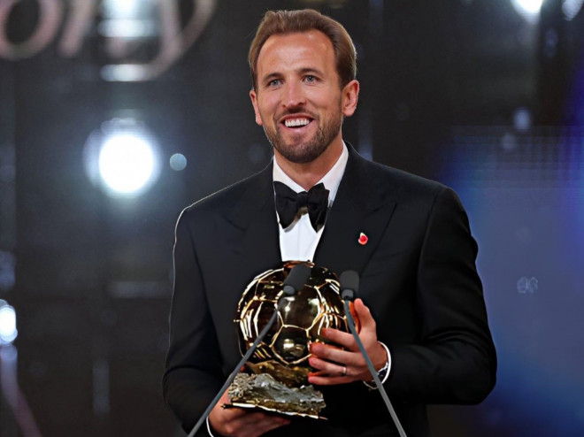 Harry Kane saat meraih Ballon d'Or 2026. (Foto: Getty Images)