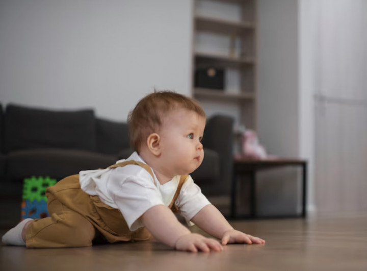 Si Kecil Lagi Belajar Push-Up? Ini 5 Cara Membantunya