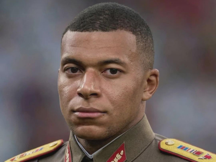 Mengapa Kylian Mbappe Dijadikan Meme Diktator? Ini Asal-usulnya