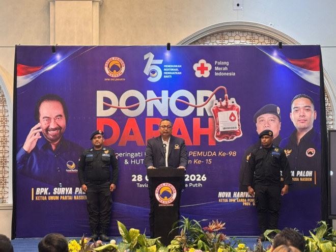 Ketua DPW Garda Pemuda NasDem DKI Jakarta, Nova Harian Paloh, menyampaikan sambutan dalam kegiatan donor darah di Tavia Hotel, Cempaka Putih, Jakarta, Rabu, 28 Oktober 2026. Foto: Medcom.id/Ellen Octovia