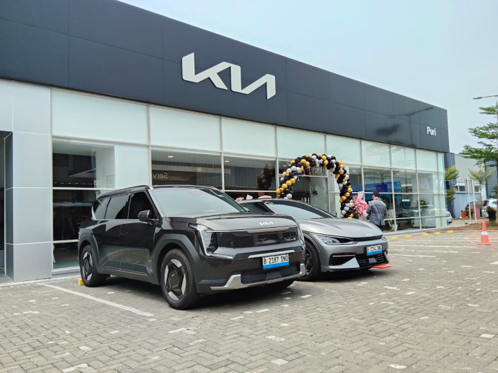 Kia Puri Resmi Dibuka, Pamer Carens EV Concept
