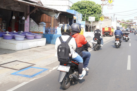Wahana Honda Bagikan 5 Tips Aman Berkendara untuk Pelajar, Helm hingga SIM C