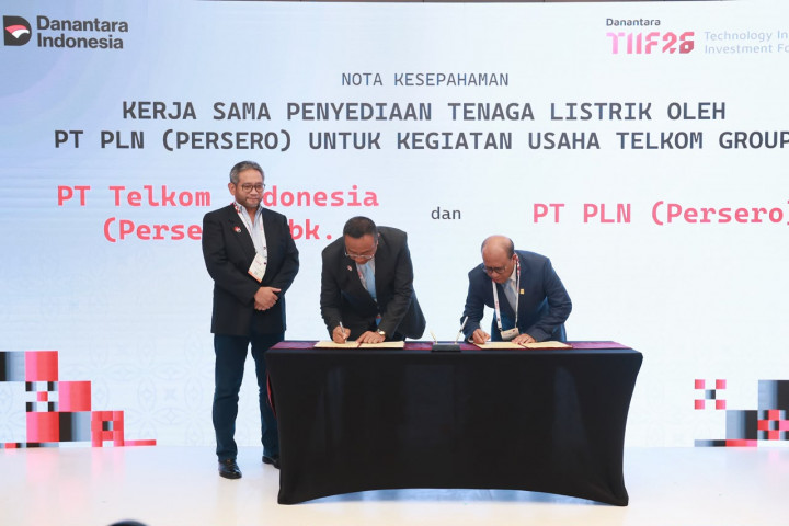 Perkuat Fondasi Infrastruktur Digital Indonesia, PLN Siap Pasok Daya Andal untuk Jaringan Usaha Telkom Group