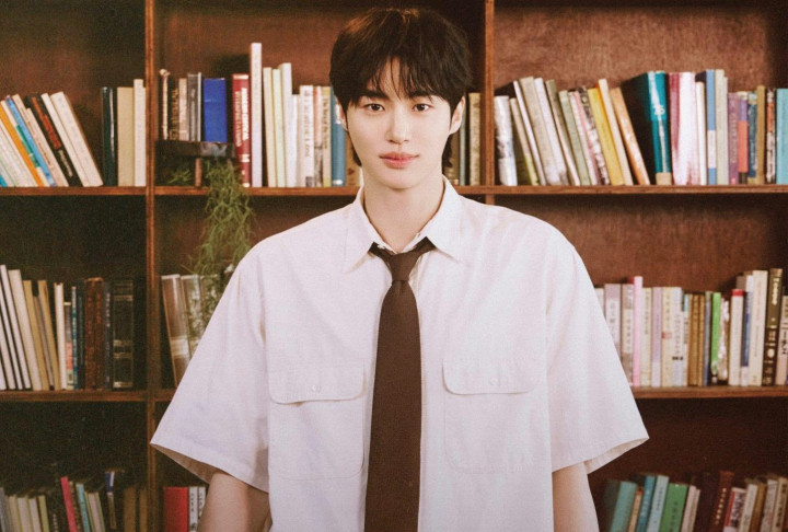 Antusiasme Fans Menyambut Pop Up Store Byeon Woo Seok di Gramedia Matraman