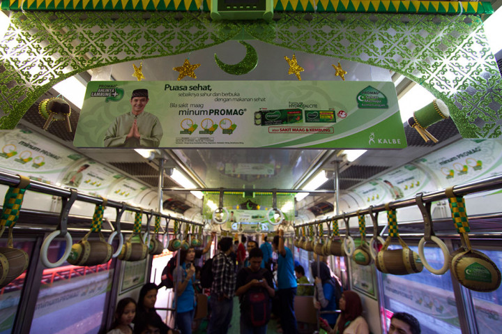 Tema Ramadan sudah Mulai Hiasi Commuter Line