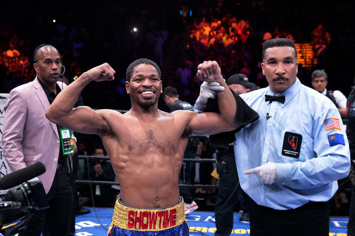 Shawn Porter Menang Angka Mutlak atas Adrien Broner